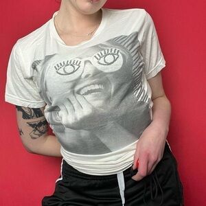 White graphic hipster tee 🤍🩶